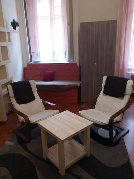 Walking Bed Budapest Hostel 0*,  Ungarn