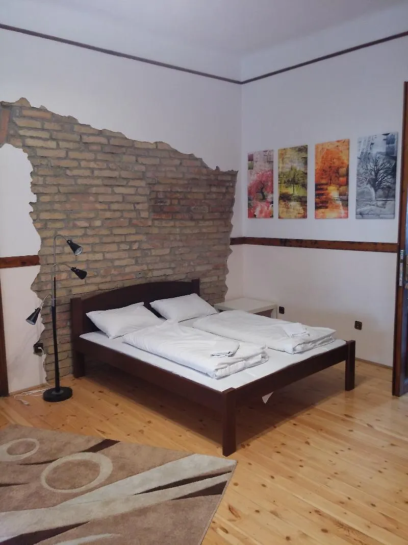 Walking Bed Budapest Hostel